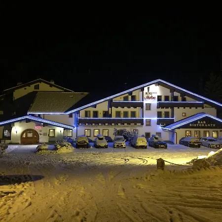 Molino 4*