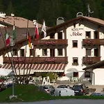 Molino Hotel