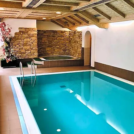 Molino 4*
